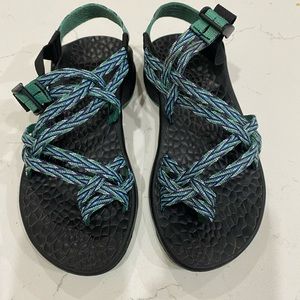 Women’s Chaco sandals; size 6